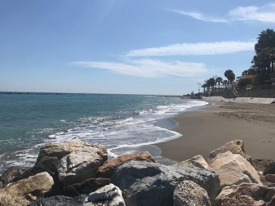 Puerto Marina Luxury 2Bdr Apartment With Sea View Benalmádena Exteriör bild