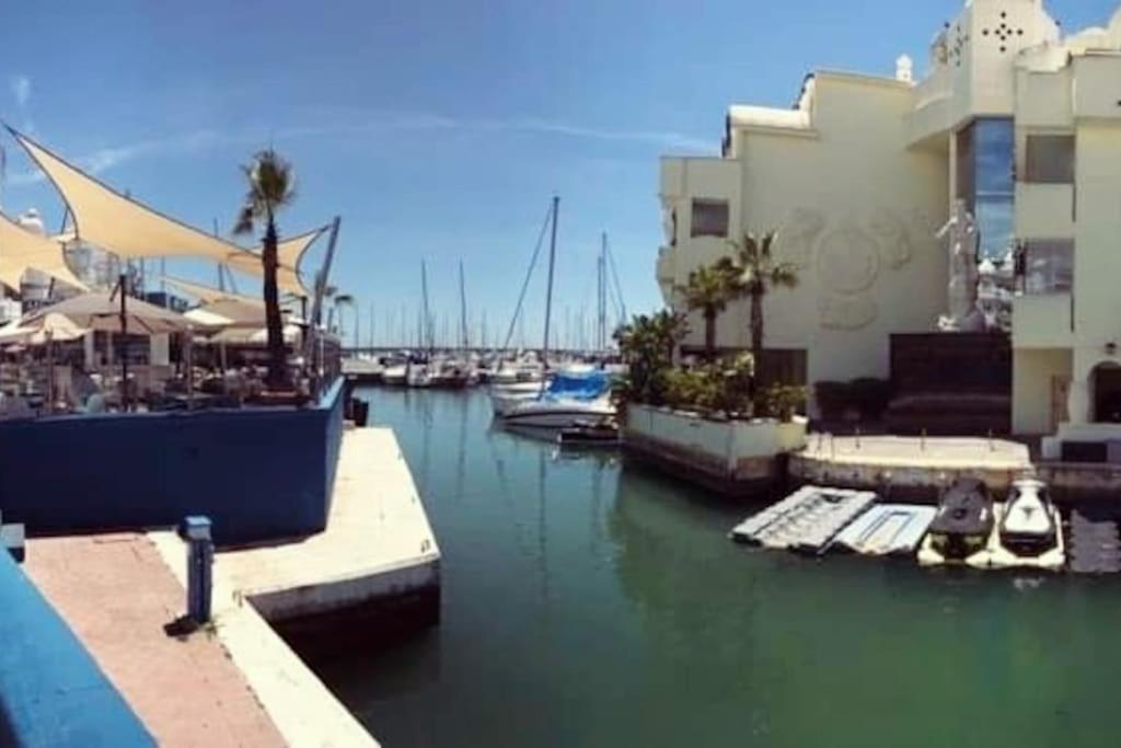 Puerto Marina Luxury 2Bdr Apartment With Sea View Benalmádena Exteriör bild